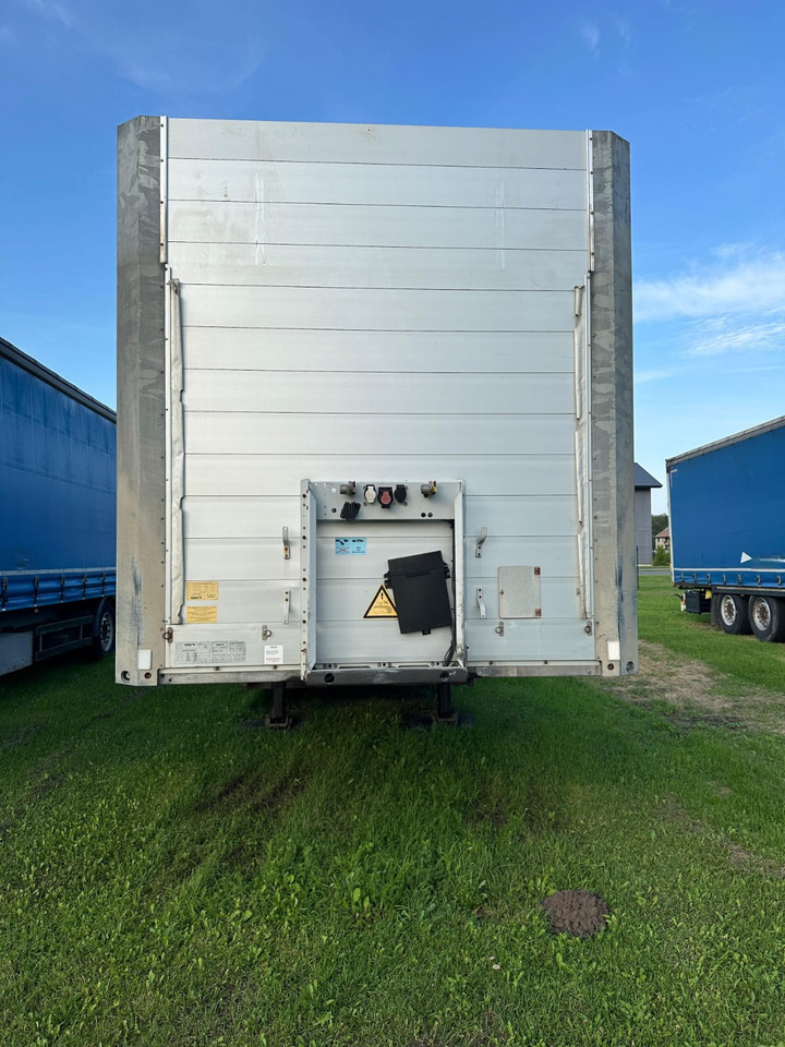 SCHMITZ SCS 24 - Semirremolque góndola rebajadas: foto 1 SCHMITZ SCS 24 - Semirremolque góndola rebajadas: foto 1