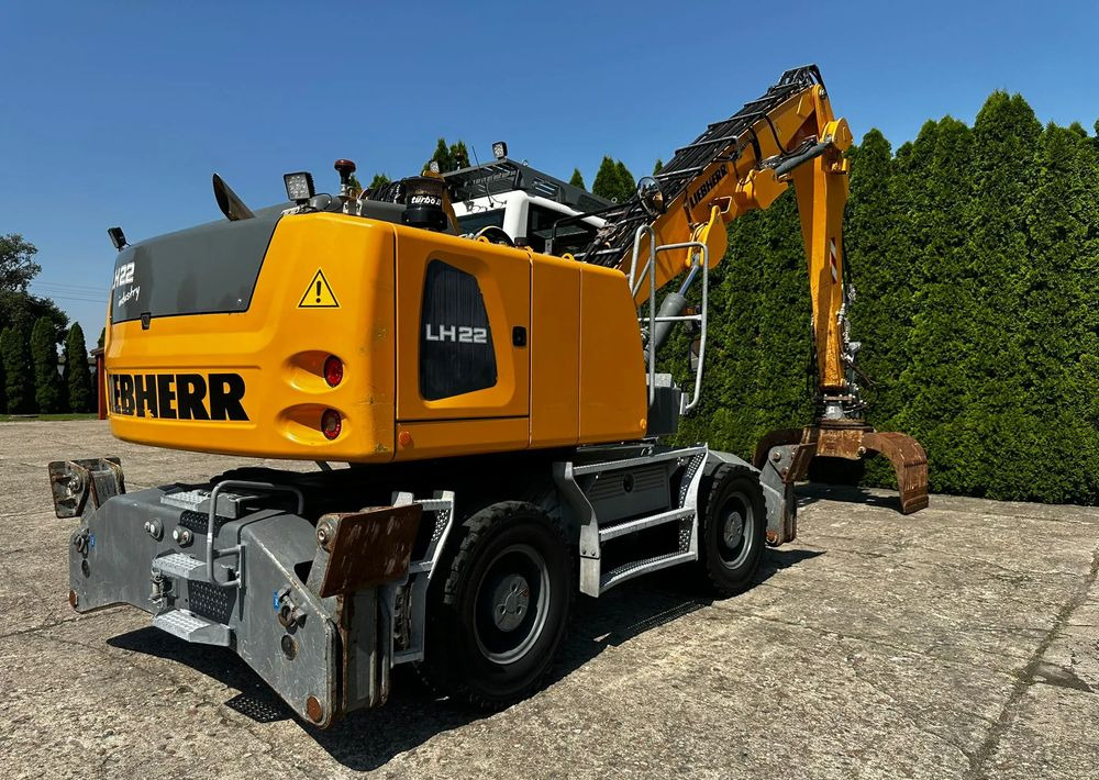 Liebherr LH22 M - Excavadora de ruedas: foto 1 Liebherr LH22 M - Excavadora de ruedas: foto 1