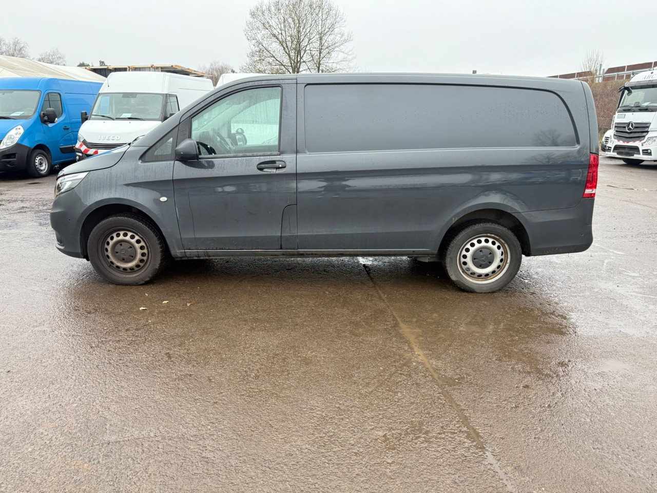 Mercedes-Benz Vito Kasten 119 CDI/BT 4x4 lang MOTORSCHADEN - Furgoneta de pasajeros: foto 3 Mercedes-Benz Vito Kasten 119 CDI/BT 4x4 lang MOTORSCHADEN - Furgoneta de pasajeros: foto 3