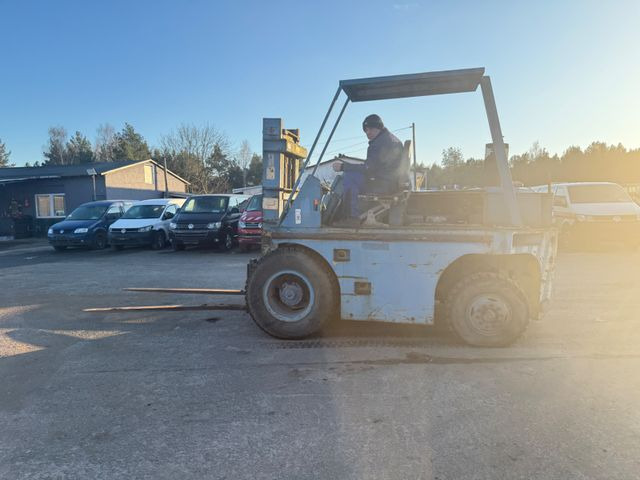 O & K DFG 6302 - Carretilla elevadora diésel: foto 3 O & K DFG 6302 - Carretilla elevadora diésel: foto 3