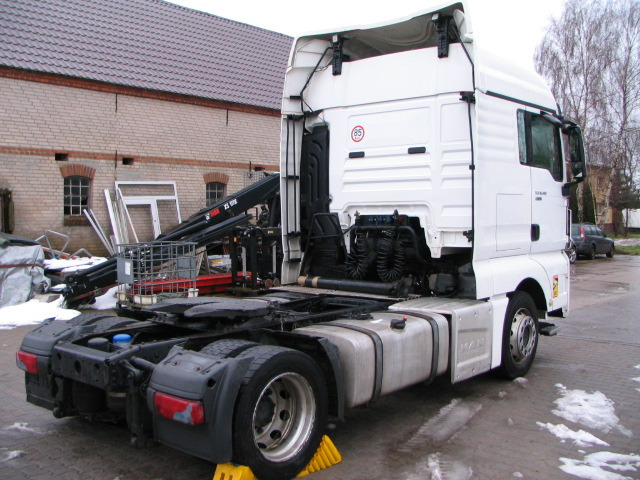 MAN TGX 18.480 / LOW DECK / ENGINE DAMAGE. - Cabeza tractora: foto 3 MAN TGX 18.480 / LOW DECK / ENGINE DAMAGE. - Cabeza tractora: foto 3