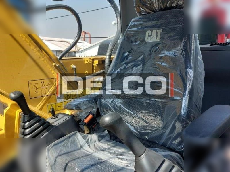 CATERPILLAR 323D3 - Excavadora de cadenas: foto 5 CATERPILLAR 323D3 - Excavadora de cadenas: foto 5