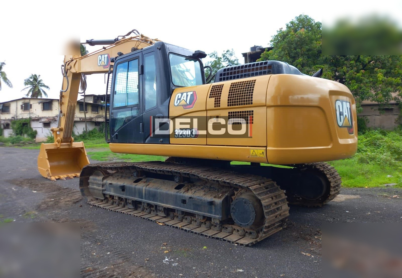 CATERPILLAR 323D3 - Excavadora de cadenas: foto 1 CATERPILLAR 323D3 - Excavadora de cadenas: foto 1