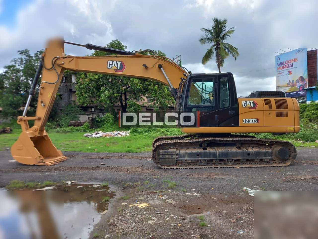 CATERPILLAR 323D3 - Excavadora de cadenas: foto 1 CATERPILLAR 323D3 - Excavadora de cadenas: foto 1