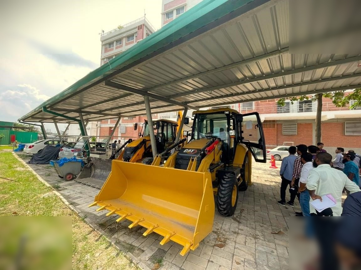 Retroexcavadora nuevo CATERPILLAR 424: foto 6
