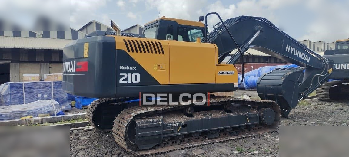 HYUNDAI ROBEX 210 - Excavadora de cadenas: foto 3 HYUNDAI ROBEX 210 - Excavadora de cadenas: foto 3