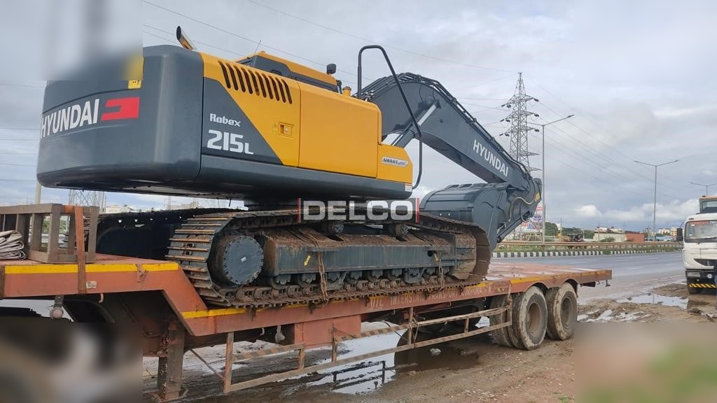 HYUNDAI ROBEX 215 SMART PLUS - Excavadora de cadenas: foto 4 HYUNDAI ROBEX 215 SMART PLUS - Excavadora de cadenas: foto 4