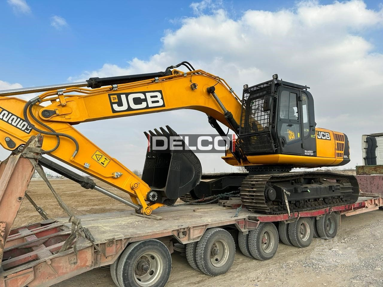 JCB 225 LC - Excavadora de cadenas: foto 1 JCB 225 LC - Excavadora de cadenas: foto 1