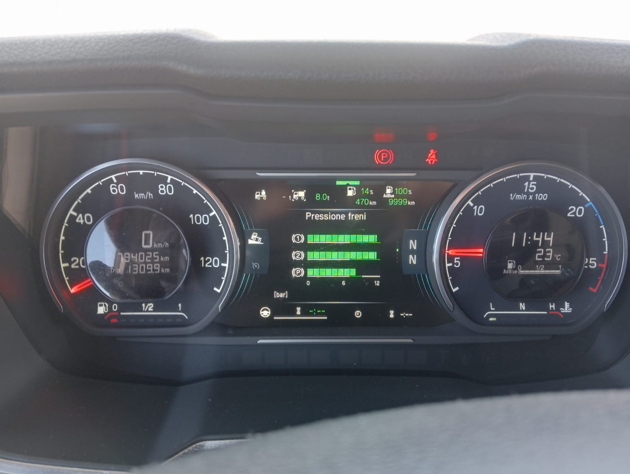 Cabeza tractora SCANIA S520 A4X2NB: foto 6 Cabeza tractora SCANIA S520 A4X2NB: foto 6