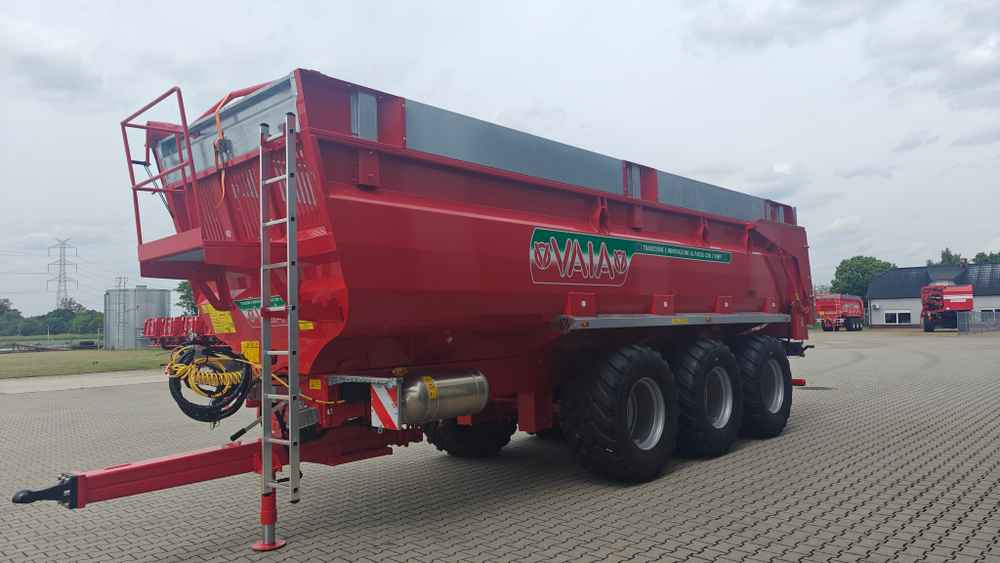 VAIA NL28 (3 axle trailer) - Maquinaria de henificación: foto 4 VAIA NL28 (3 axle trailer) - Maquinaria de henificación: foto 4