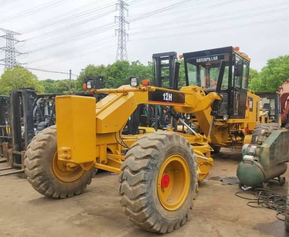 CAT 12 H - Grader: foto 1 CAT 12 H - Grader: foto 1