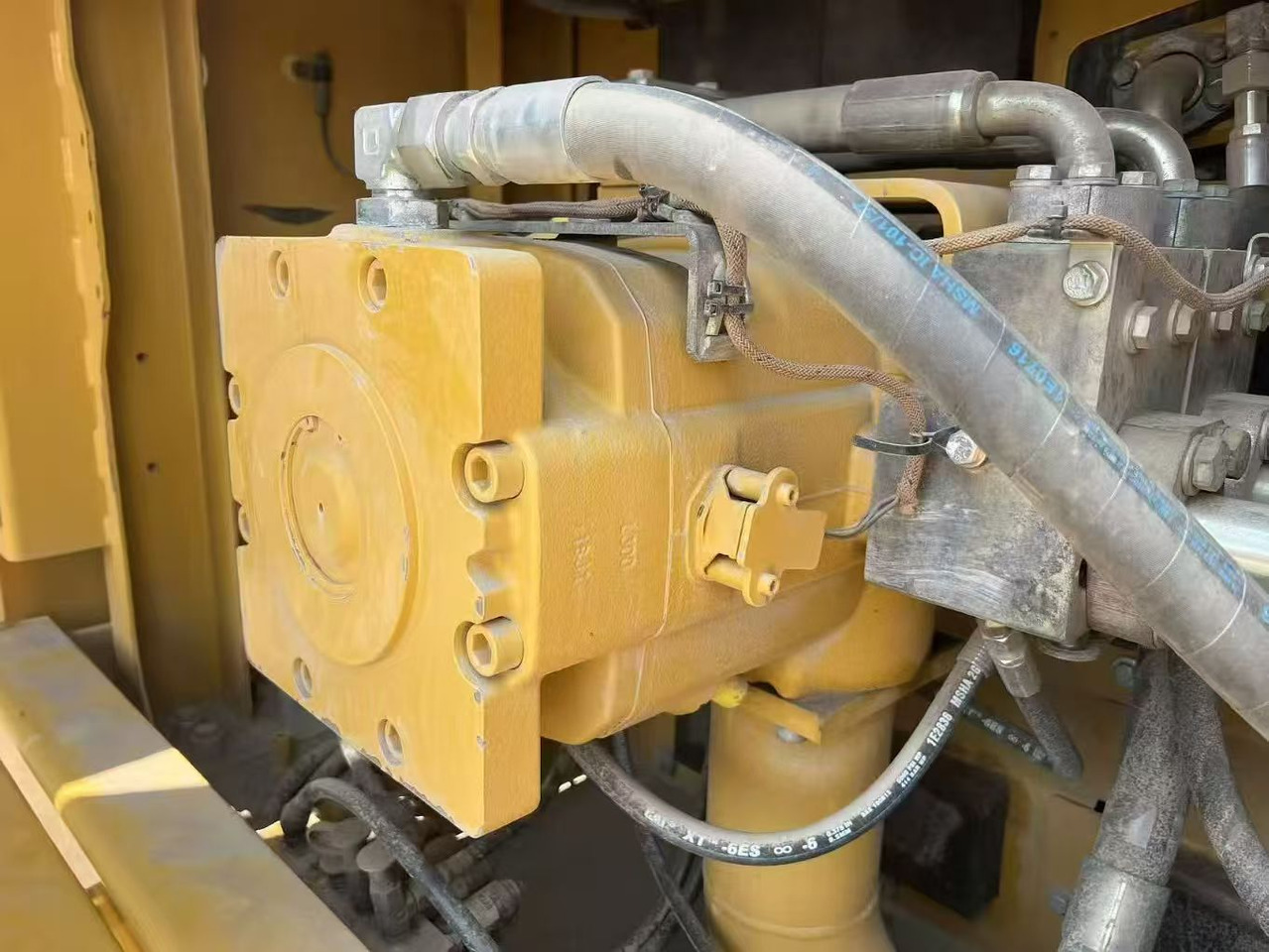 CAT 390F - Excavadora de cadenas: foto 2 CAT 390F - Excavadora de cadenas: foto 2