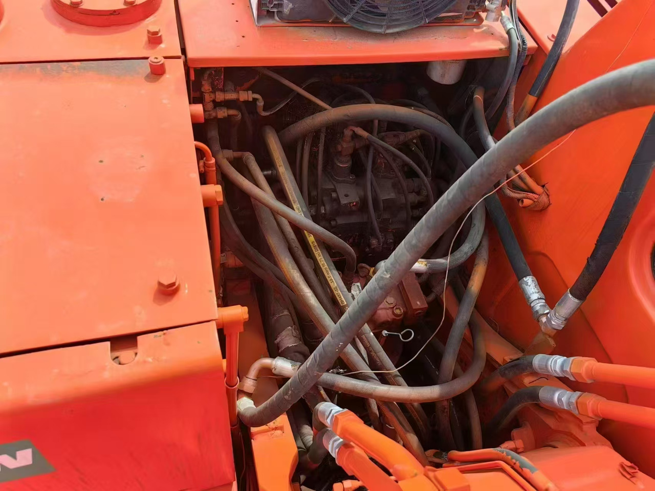 Doosan DX150 - Excavadora de ruedas: foto 4 Doosan DX150 - Excavadora de ruedas: foto 4