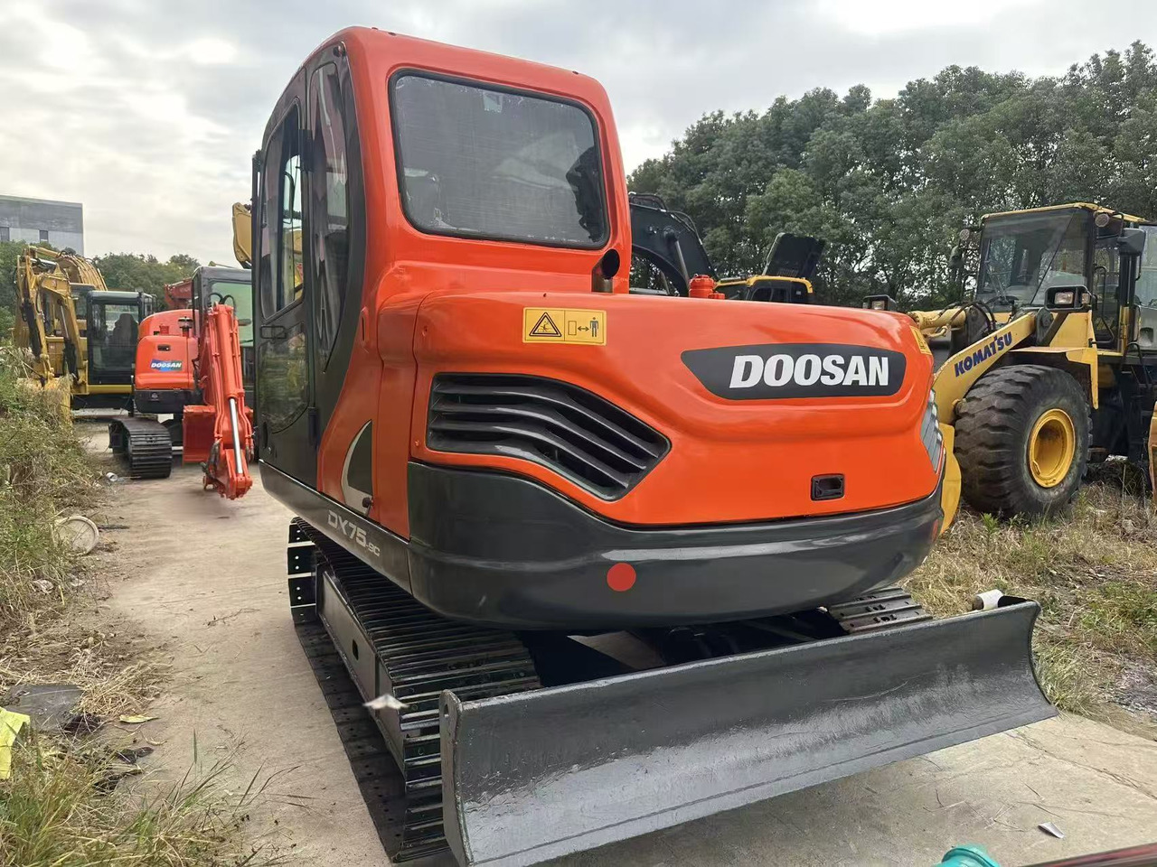 Doosan DX75 - Excavadora de cadenas: foto 4 Doosan DX75 - Excavadora de cadenas: foto 4