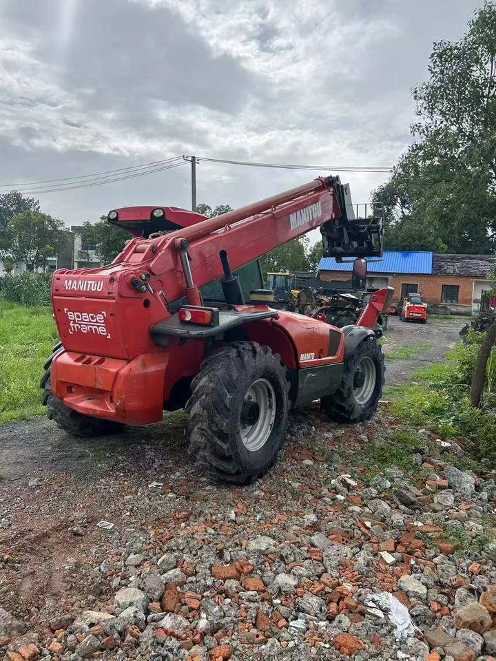 Manipulador telescópico MANITOU MT-1740: foto 6