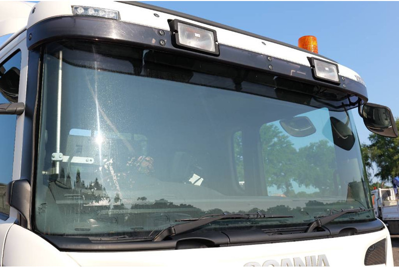 Scania P 230 Euro 5 6x2*4 TOP!! Retarder right hand steer - Camión chasis: foto 5 Scania P 230 Euro 5 6x2*4 TOP!! Retarder right hand steer - Camión chasis: foto 5