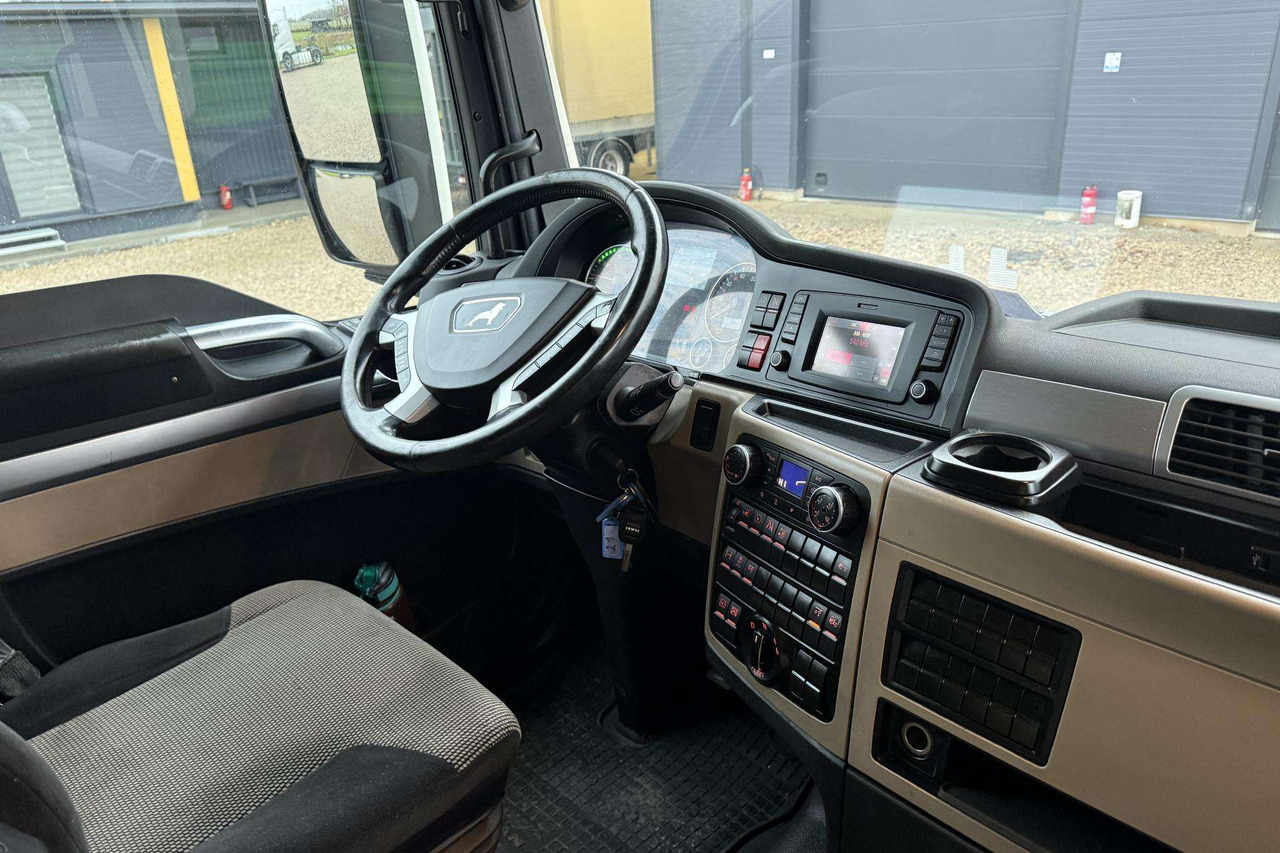 Camión portavehículos MAN TGX 26.430: foto 11