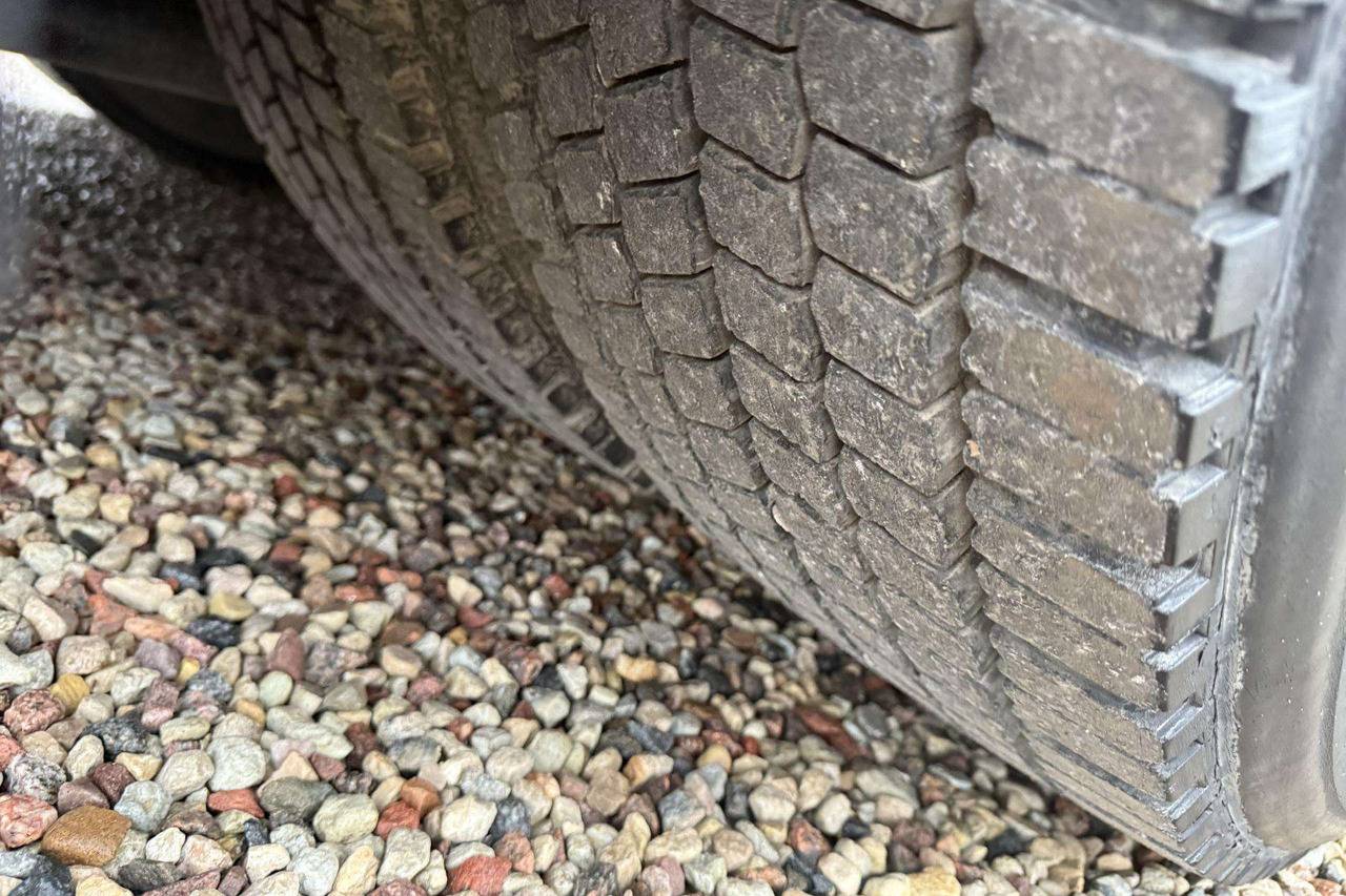 Camión portavehículos MAN TGX 26.430: foto 9