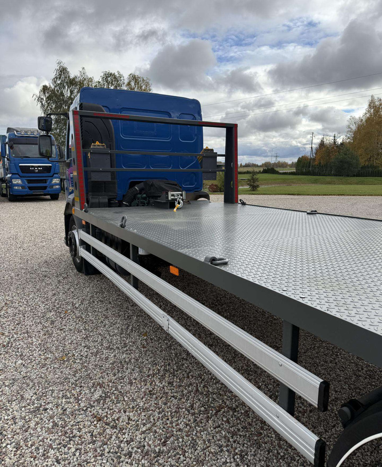 Volvo FL 250 - Camión portavehículos: foto 4 Volvo FL 250 - Camión portavehículos: foto 4