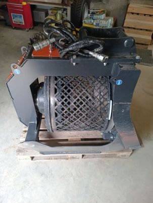 GODET CRIBLEUR CANGINI VMS57 2024 - Cuchara para clasificación: foto 4 GODET CRIBLEUR CANGINI VMS57 2024 - Cuchara para clasificación: foto 4