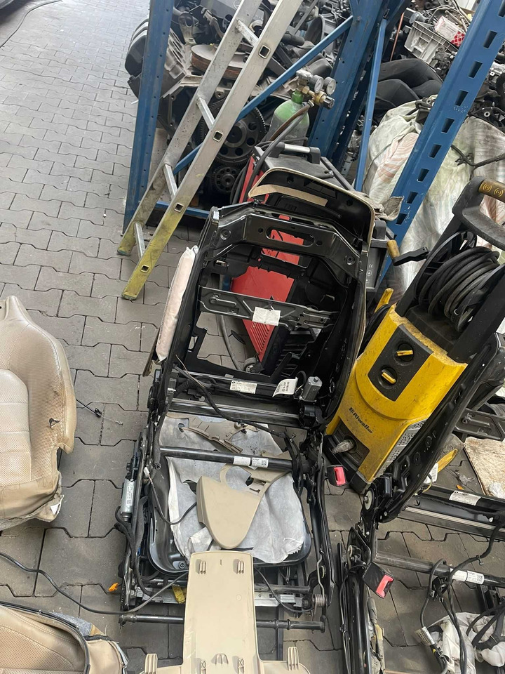 Fotele do Mercedes W 207 kabrio - Asiento para Coche: foto 3 Fotele do Mercedes W 207 kabrio - Asiento para Coche: foto 3