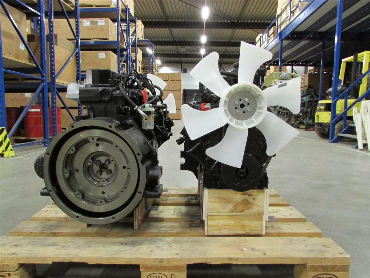 Mitsubishi NEW Engine S4L2-Z562SD / S4L2-61SD - Motor para Otros maquinaria: foto 2 Mitsubishi NEW Engine S4L2-Z562SD / S4L2-61SD - Motor para Otros maquinaria: foto 2