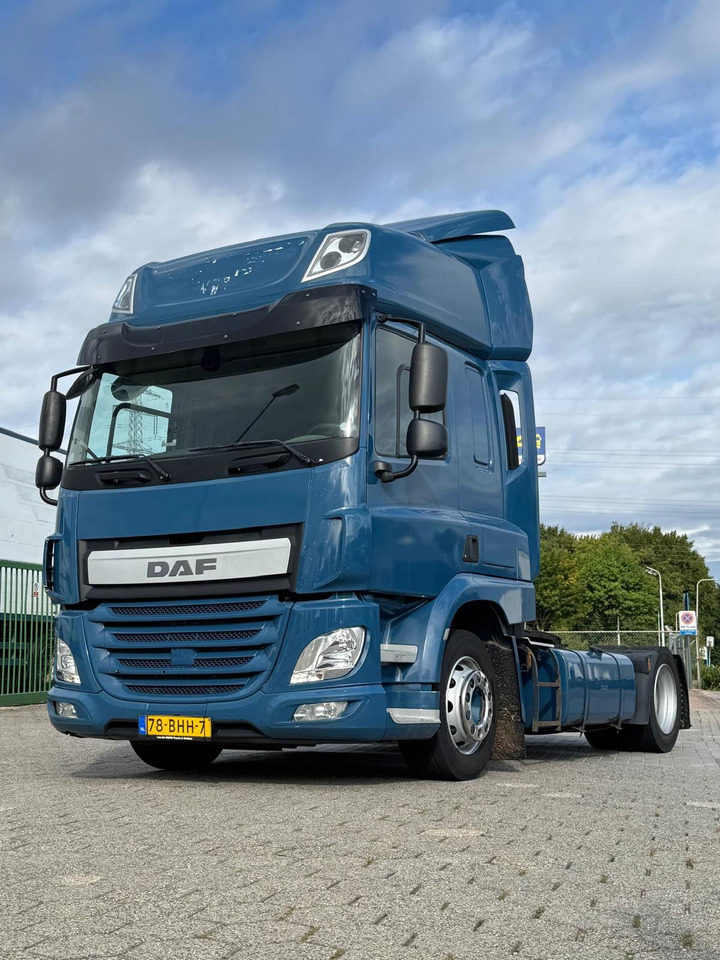 DAF CF 400 / Bj. 2016 / Euro 6 / Automaat - Cabeza tractora: foto 2 DAF CF 400 / Bj. 2016 / Euro 6 / Automaat - Cabeza tractora: foto 2