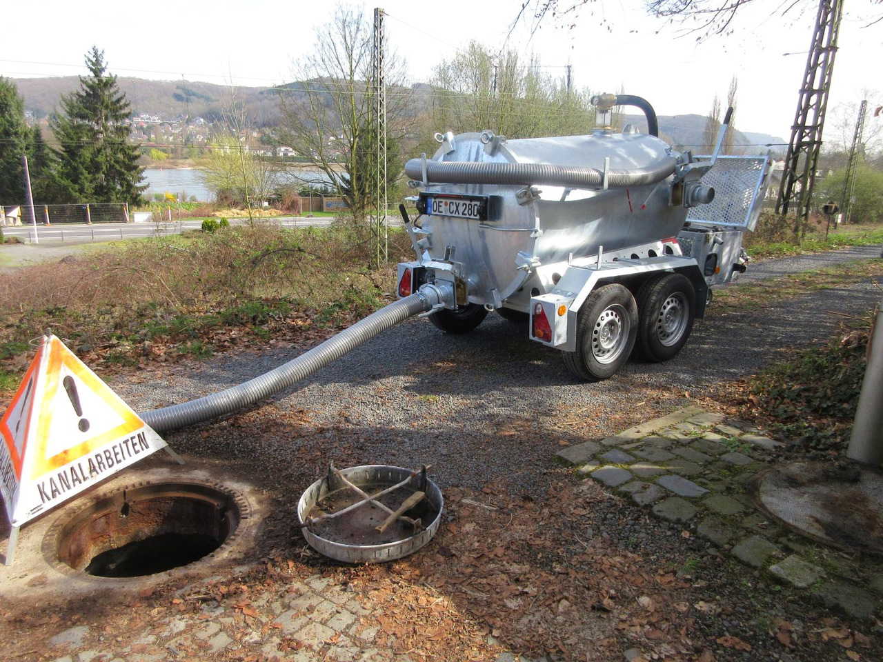 Limpieza de alcantarillado nuevo M-Vac 1500 / vacuum system for absorb mud and liquids: foto 7