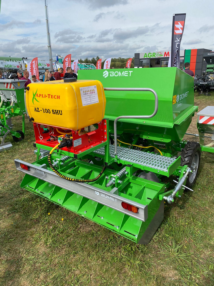 Bomet Kartoffelpflanzmaschine / Potato planter / Planteuse de pomme de terre / Piantapatate / Sadzarka ziemniaków - Plantadora de patatas: foto 2 Bomet Kartoffelpflanzmaschine / Potato planter / Planteuse de pomme de terre / Piantapatate / Sadzarka ziemniaków - Plantadora de patatas: foto 2