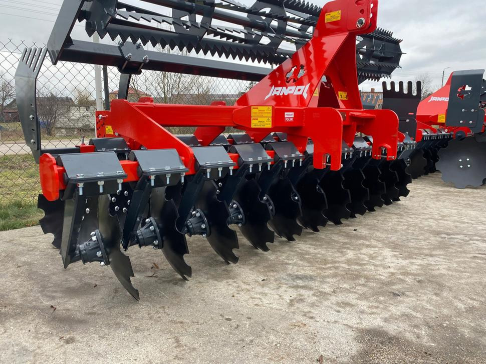Janpol Scheibenegge / Disc harrow / Déchaumeur à disques / Erpice a dischi / Средняя дисковая борона / Brona talerzowa medium „COMPACT” 3 m - Rastras: foto 3 Janpol Scheibenegge / Disc harrow / Déchaumeur à disques / Erpice a dischi / Средняя дисковая борона / Brona talerzowa medium „COMPACT” 3 m - Rastras: foto 3