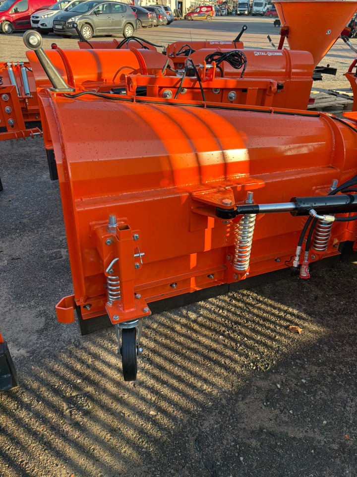 METAL-TECHNIK Schneeschild / Snow plow / Lame à neige / Sgombraneve dritto / Снегоочистель / Pług odśnieżny 3 m - Cuchilla quitanieves para Cuchilla quitanieves: foto 5 METAL-TECHNIK Schneeschild / Snow plow / Lame à neige / Sgombraneve dritto / Снегоочистель / Pług odśnieżny 3 m - Cuchilla quitanieves para Cuchilla quitanieves: foto 5