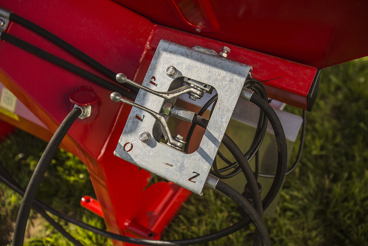 WOPROL Düngerstreuer / Fertilizer spreader / Epandeur d'engrais / Rozsiewacz nawozów 600 kg - Esparcidor de fertilizantes: foto 5 WOPROL Düngerstreuer / Fertilizer spreader / Epandeur d'engrais / Rozsiewacz nawozów 600 kg - Esparcidor de fertilizantes: foto 5