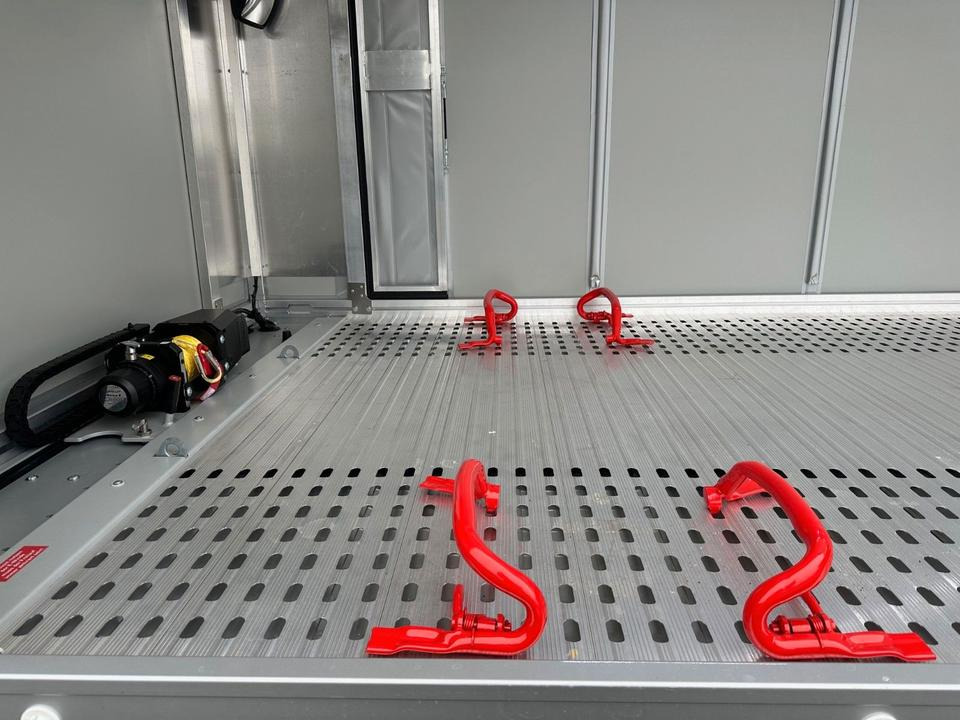 Camión portavehículos, Furgoneta Algema IVECO FESTPLATEAU + Planenaufbau 3,6 to Nutzlast: foto 11 Camión portavehículos, Furgoneta Algema IVECO FESTPLATEAU + Planenaufbau 3,6 to Nutzlast: foto 11