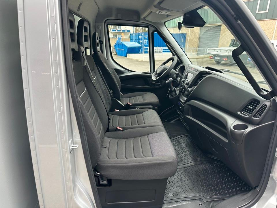 Camión portavehículos, Furgoneta Algema IVECO FESTPLATEAU + Planenaufbau 3,6 to Nutzlast: foto 6 Camión portavehículos, Furgoneta Algema IVECO FESTPLATEAU + Planenaufbau 3,6 to Nutzlast: foto 6