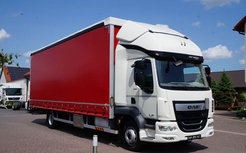 DAF LF 290 EURO 6 FIRANKA DŁ. 8.6m 21 PALET ŁAD 8.250 KG - Camión lona: foto 1 DAF LF 290 EURO 6 FIRANKA DŁ. 8.6m 21 PALET ŁAD 8.250 KG - Camión lona: foto 1