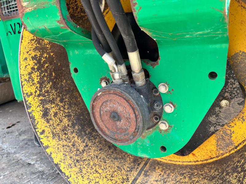 Leasing de Ammann COMPACTEUR AV26-2 ROULEAU TANDEM VIBRANT ARTICULÉ Ammann COMPACTEUR AV26-2 ROULEAU TANDEM VIBRANT ARTICULÉ: foto 12 Leasing de Ammann COMPACTEUR AV26-2 ROULEAU TANDEM VIBRANT ARTICULÉ Ammann COMPACTEUR AV26-2 ROULEAU TANDEM VIBRANT ARTICULÉ: foto 12