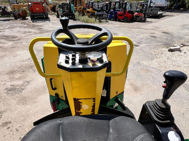 Leasing de Ammann COMPACTEUR AV26-2 ROULEAU TANDEM VIBRANT ARTICULÉ Ammann COMPACTEUR AV26-2 ROULEAU TANDEM VIBRANT ARTICULÉ: foto 8 Leasing de Ammann COMPACTEUR AV26-2 ROULEAU TANDEM VIBRANT ARTICULÉ Ammann COMPACTEUR AV26-2 ROULEAU TANDEM VIBRANT ARTICULÉ: foto 8
