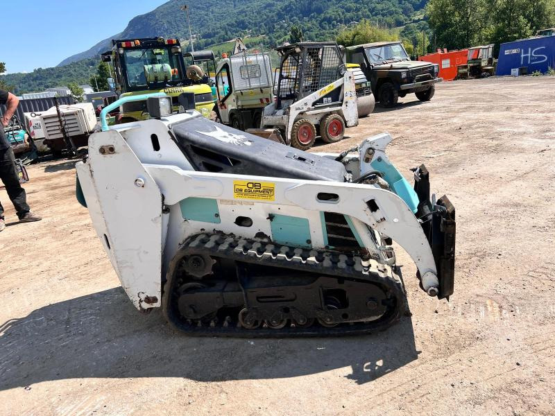 Bobcat MT55 MINI CHARGEUSE SKID A CHENILLE - Minicargadora de cadenas: foto 5 Bobcat MT55 MINI CHARGEUSE SKID A CHENILLE - Minicargadora de cadenas: foto 5