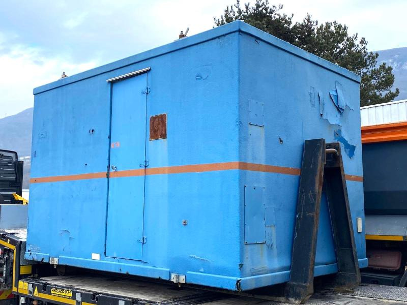 CABANE DE CHANTIER SUR BERCE AMPLIROLL - Casa contenedor: foto 3 CABANE DE CHANTIER SUR BERCE AMPLIROLL - Casa contenedor: foto 3