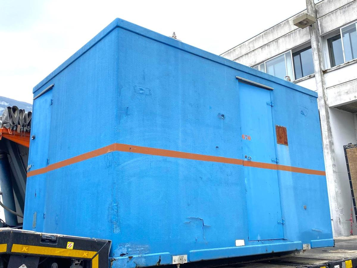 CABANE DE CHANTIER SUR BERCE AMPLIROLL - Casa contenedor: foto 1 CABANE DE CHANTIER SUR BERCE AMPLIROLL - Casa contenedor: foto 1