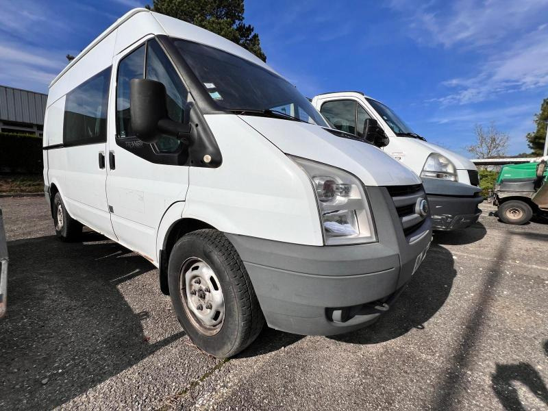 Ford Transit 2,2L TDCI 140cv Moteur HS - Furgoneta pequeña: foto 1 Ford Transit 2,2L TDCI 140cv Moteur HS - Furgoneta pequeña: foto 1