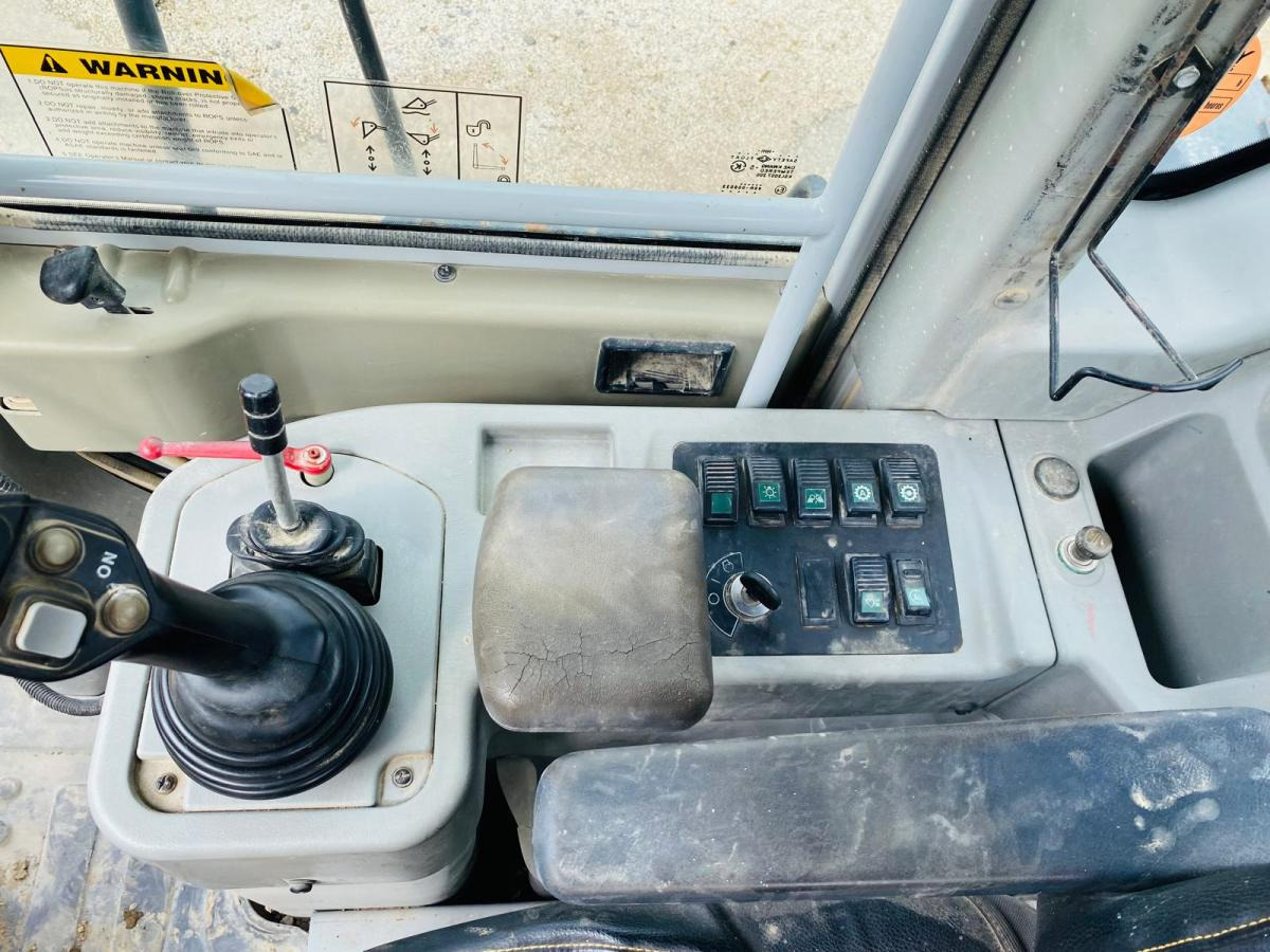 Retroexcavadora HYUNDAI Chargeuse articulé HL770-7A 23T: foto 17 Retroexcavadora HYUNDAI Chargeuse articulé HL770-7A 23T: foto 17