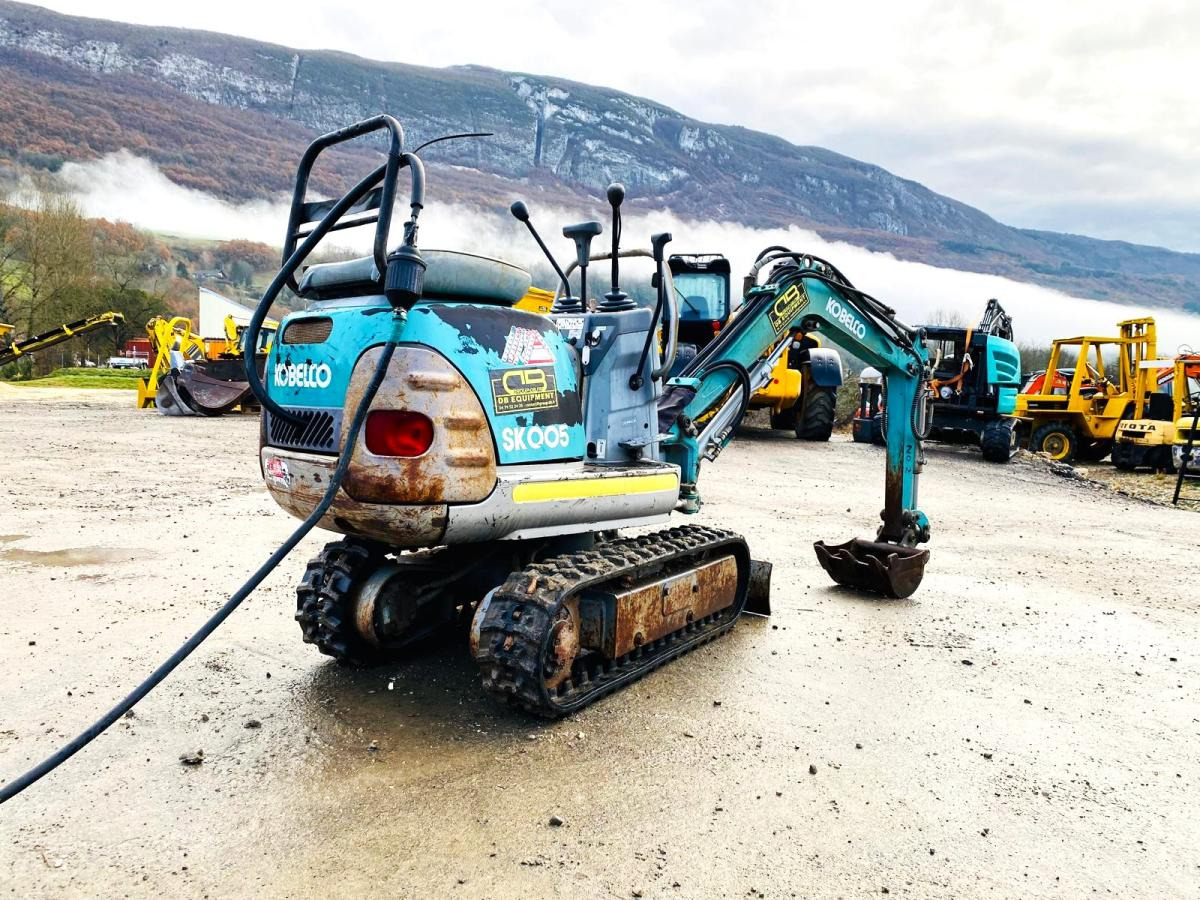 KOBELCO Mini pelle électrique SK007 - Miniexcavadora: foto 4 KOBELCO Mini pelle électrique SK007 - Miniexcavadora: foto 4