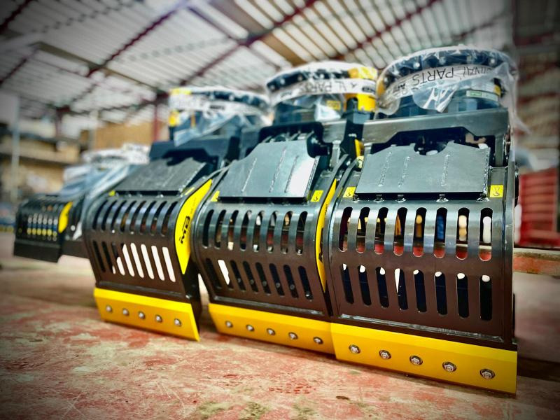 MB PINCES DE TRI POUR PELLES MB G350 / G450 / G600 - Pinza de manipulación para Maquinaria de construcción: foto 4 MB PINCES DE TRI POUR PELLES MB G350 / G450 / G600 - Pinza de manipulación para Maquinaria de construcción: foto 4