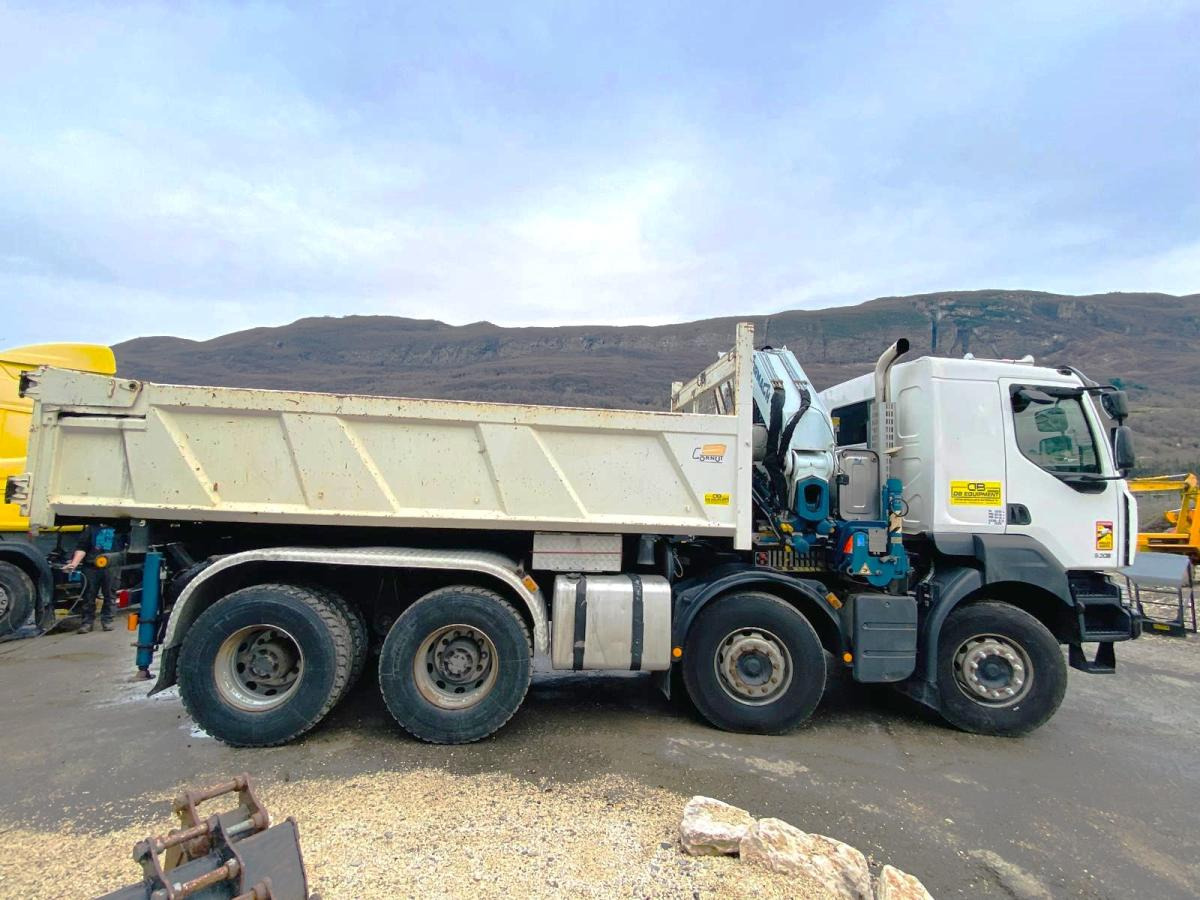 Camión volquete, Camión grúa RENAULT KERAX 8x4 520 BIBENNE CIF GRUE CORMACH: foto 6 Camión volquete, Camión grúa RENAULT KERAX 8x4 520 BIBENNE CIF GRUE CORMACH: foto 6