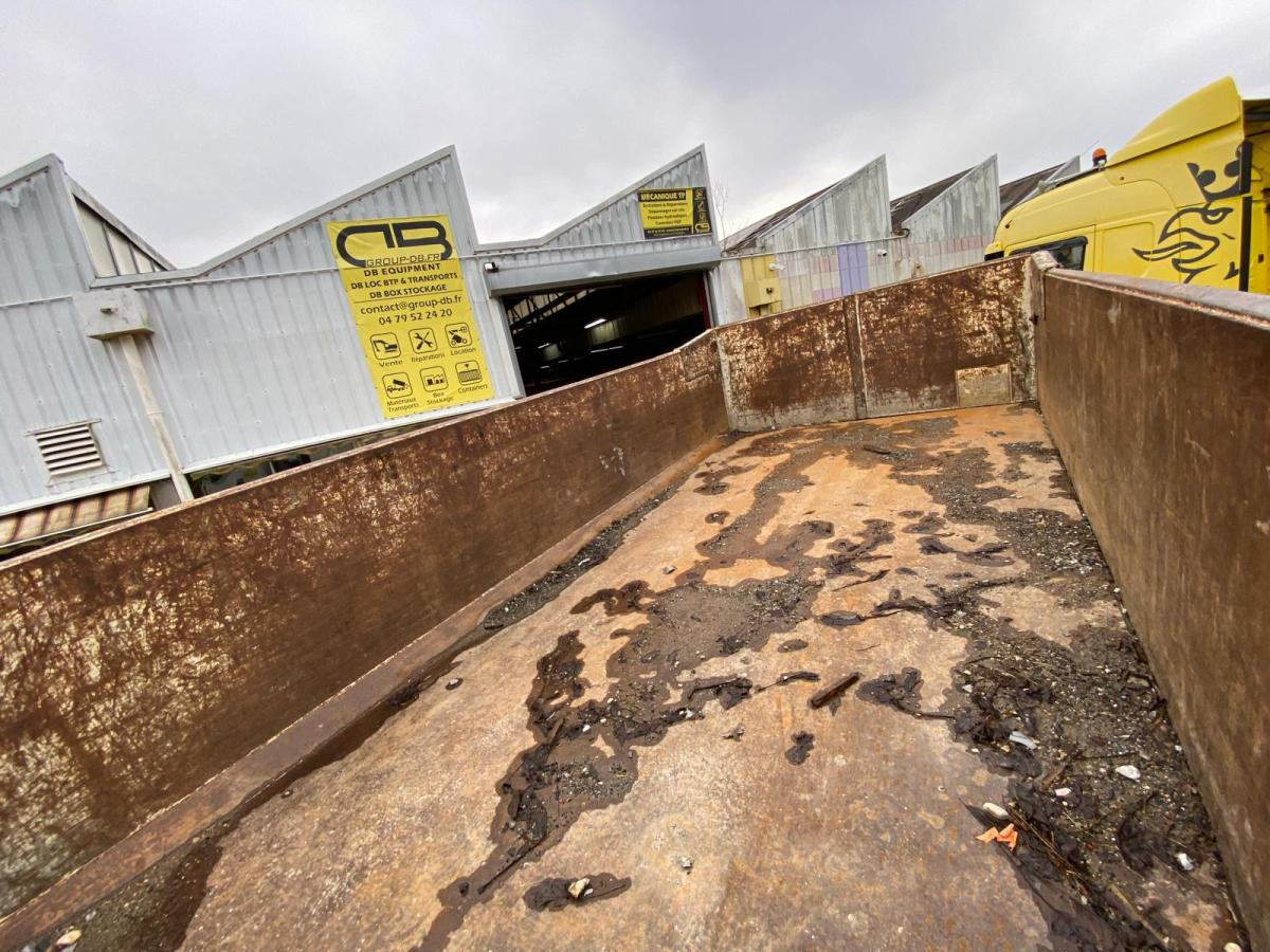 Camión volquete, Camión grúa RENAULT KERAX 8x4 520 BIBENNE CIF GRUE CORMACH: foto 13 Camión volquete, Camión grúa RENAULT KERAX 8x4 520 BIBENNE CIF GRUE CORMACH: foto 13