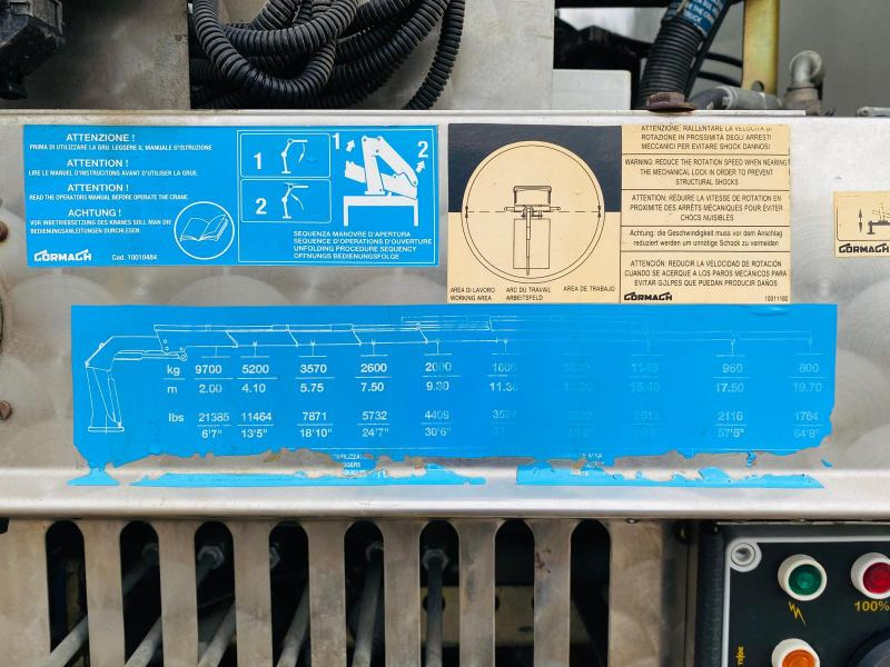 Camión volquete, Camión grúa RENAULT KERAX 8x4 520 BIBENNE CIF GRUE CORMACH: foto 18 Camión volquete, Camión grúa RENAULT KERAX 8x4 520 BIBENNE CIF GRUE CORMACH: foto 18