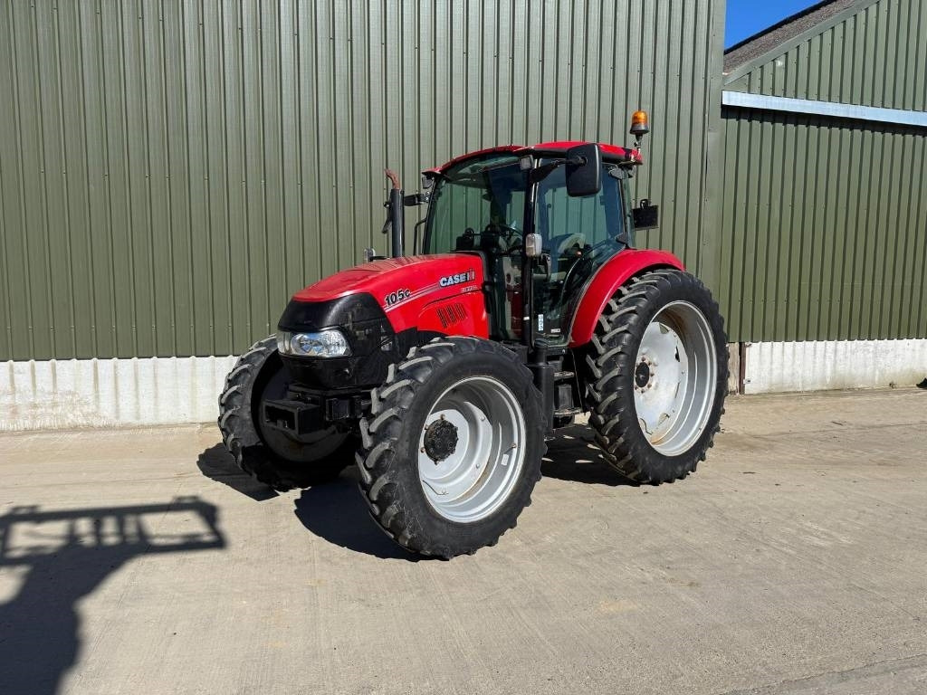 Case Farmall 105c - Tractor: foto 1 Case Farmall 105c - Tractor: foto 1