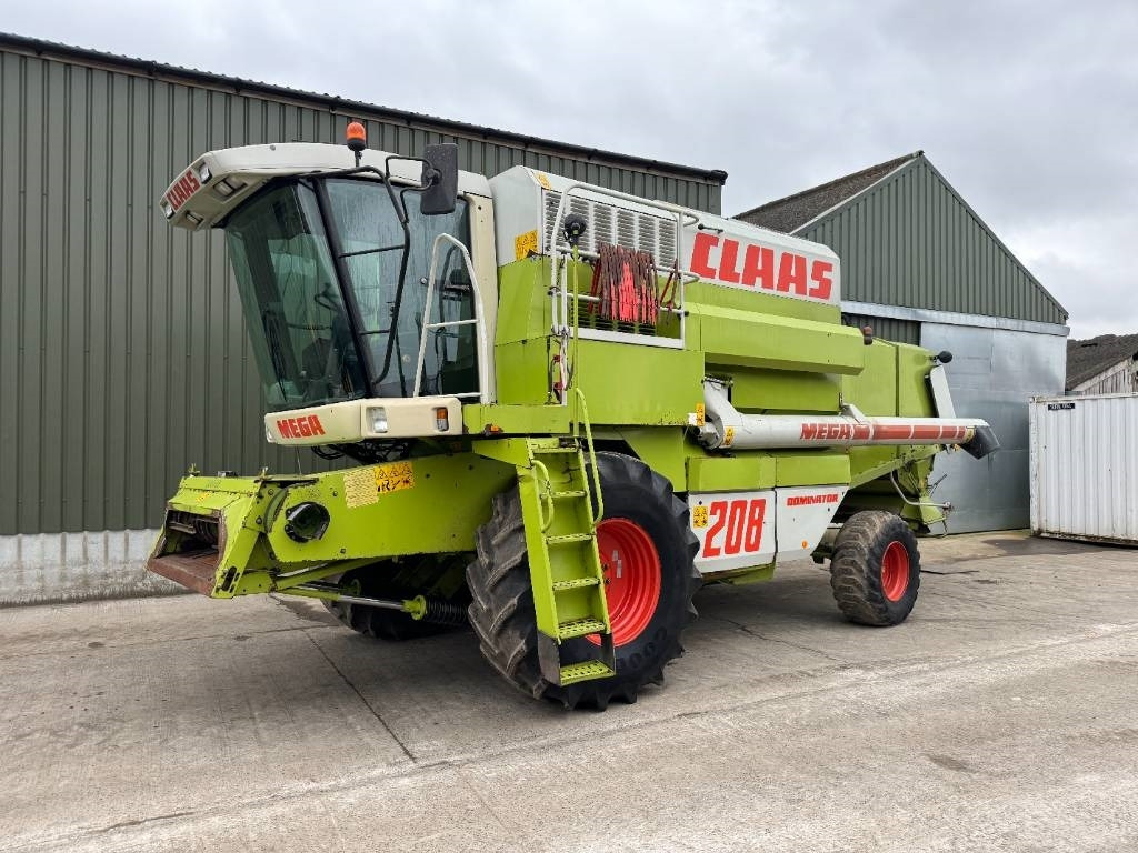 Claas 208 dominator mega combine - Cosechadora de granos: foto 1 Claas 208 dominator mega combine - Cosechadora de granos: foto 1