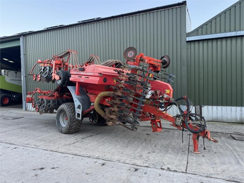 Kuhn Fastliner FL 4000 Seed Drill - Combinado de siembra: foto 1 Kuhn Fastliner FL 4000 Seed Drill - Combinado de siembra: foto 1